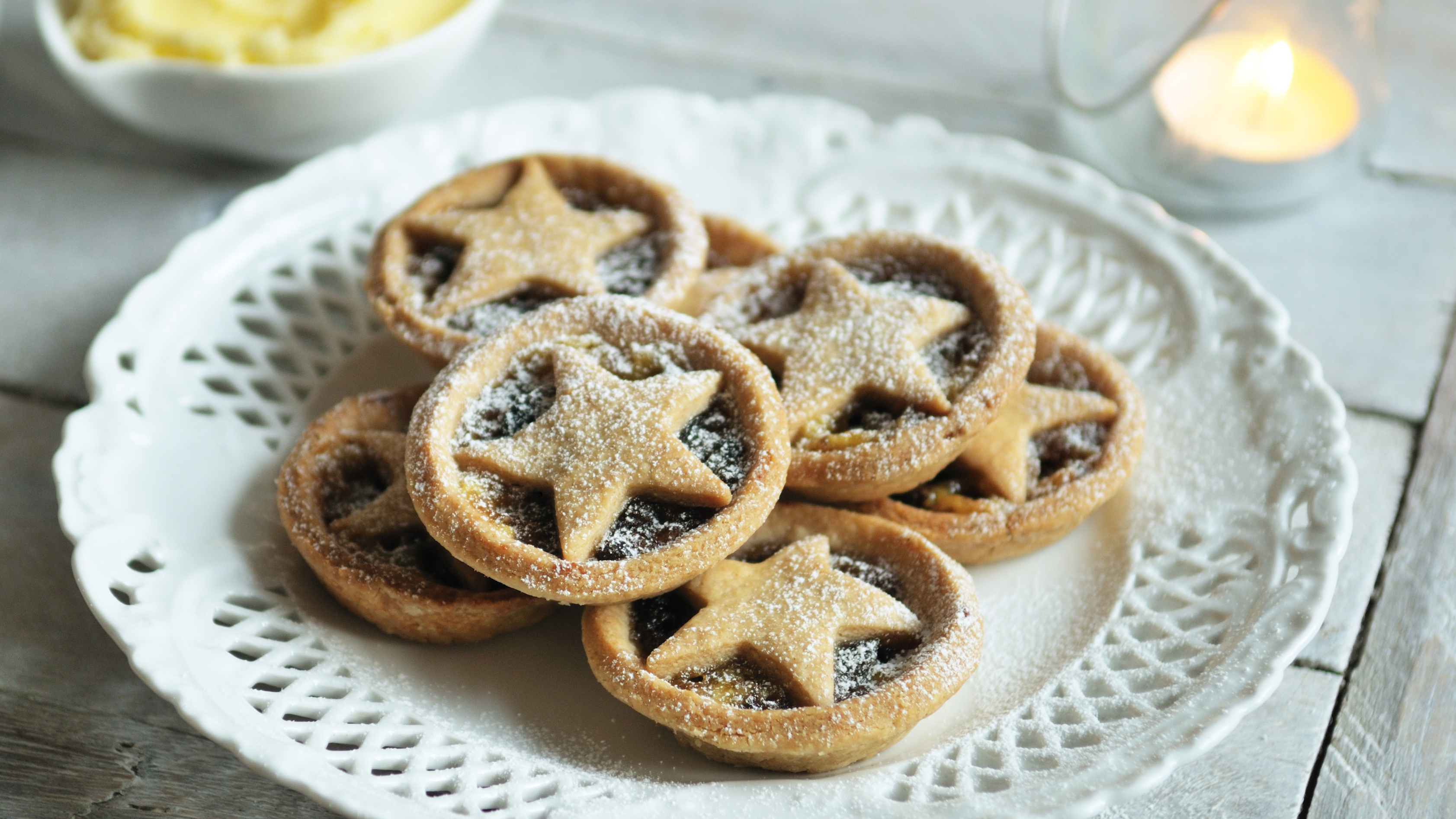 Traditional British Mince Pies Recipe