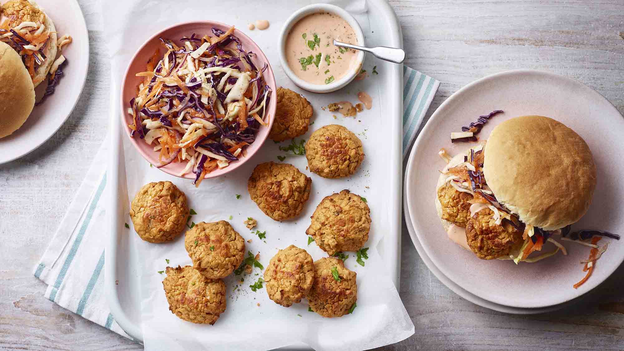 Baked bean falafel -image