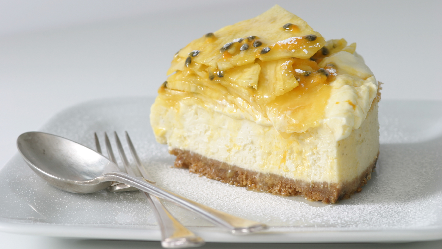 Best Baked Vanilla Cheesecake Recipe - The Recipe Rebel