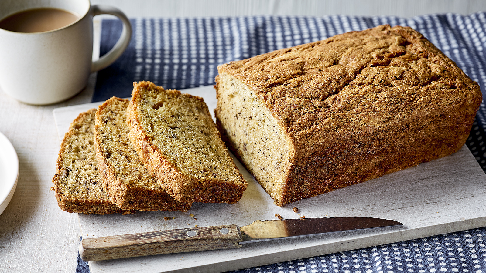 Banana Bread Coffee Cake with Cinnamon Sugar Crumble Topping