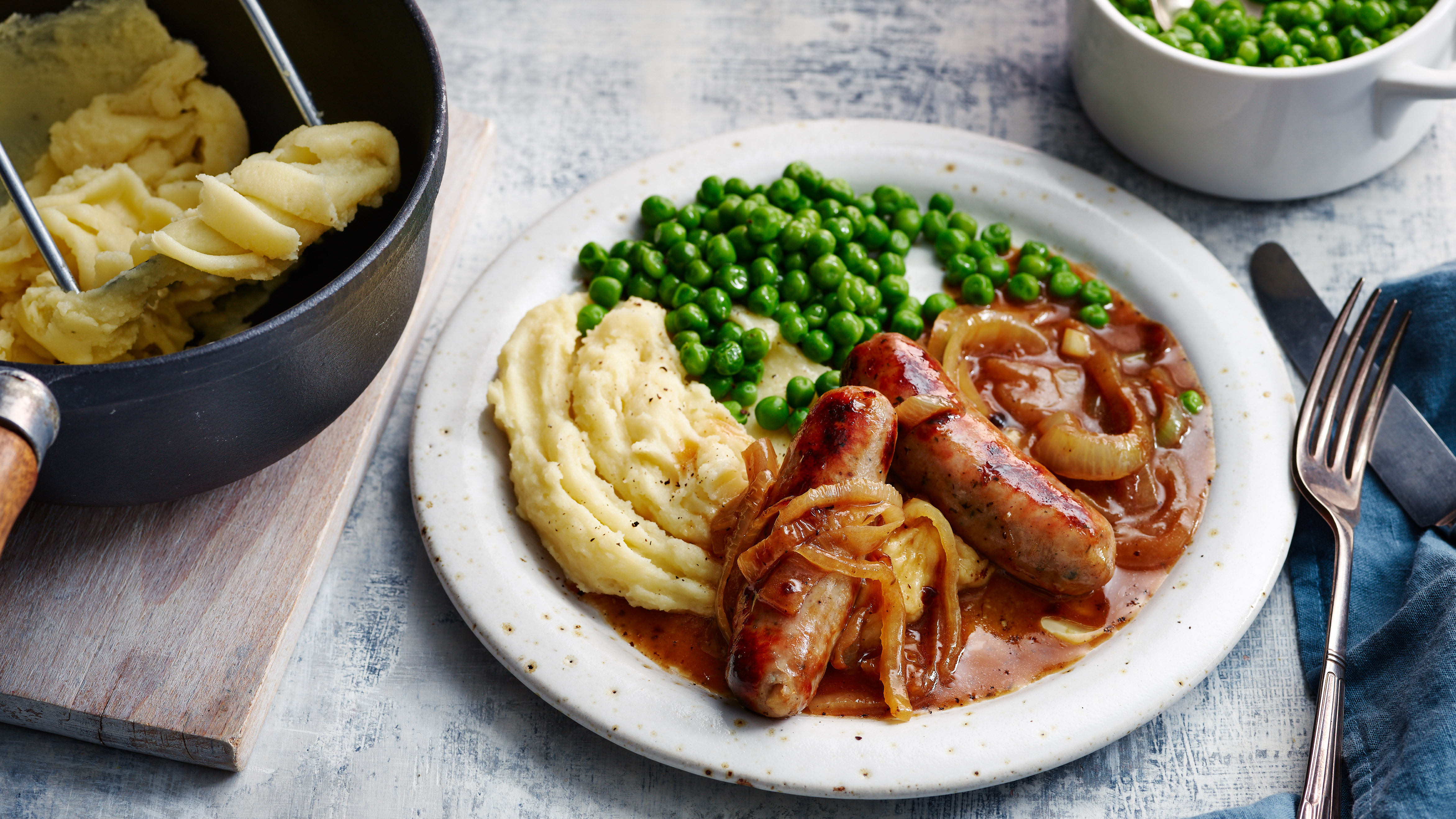 Sausage and mash recipe - BBC Food