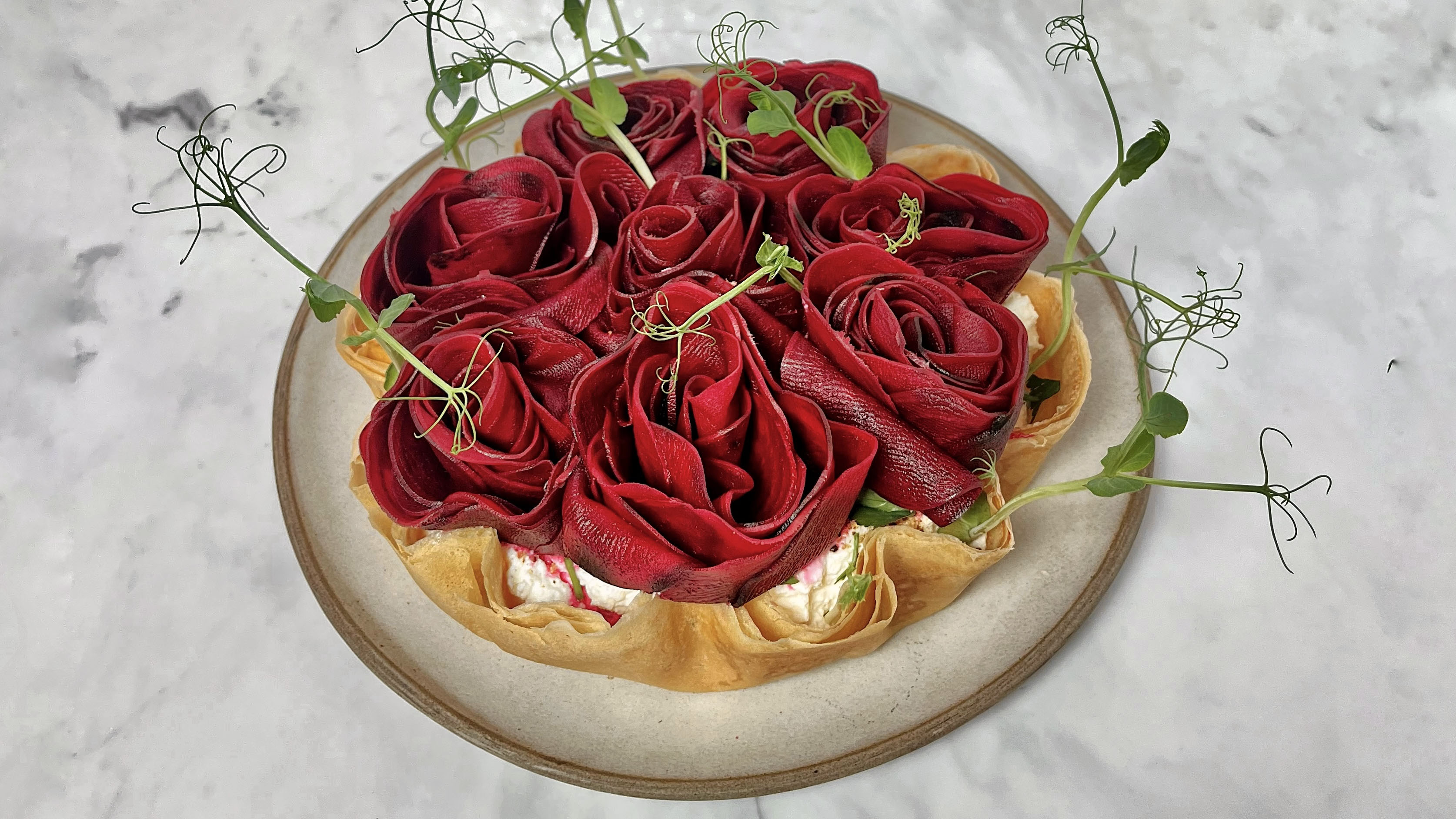 Beetroot tart with blood orange winter leaf salad -image