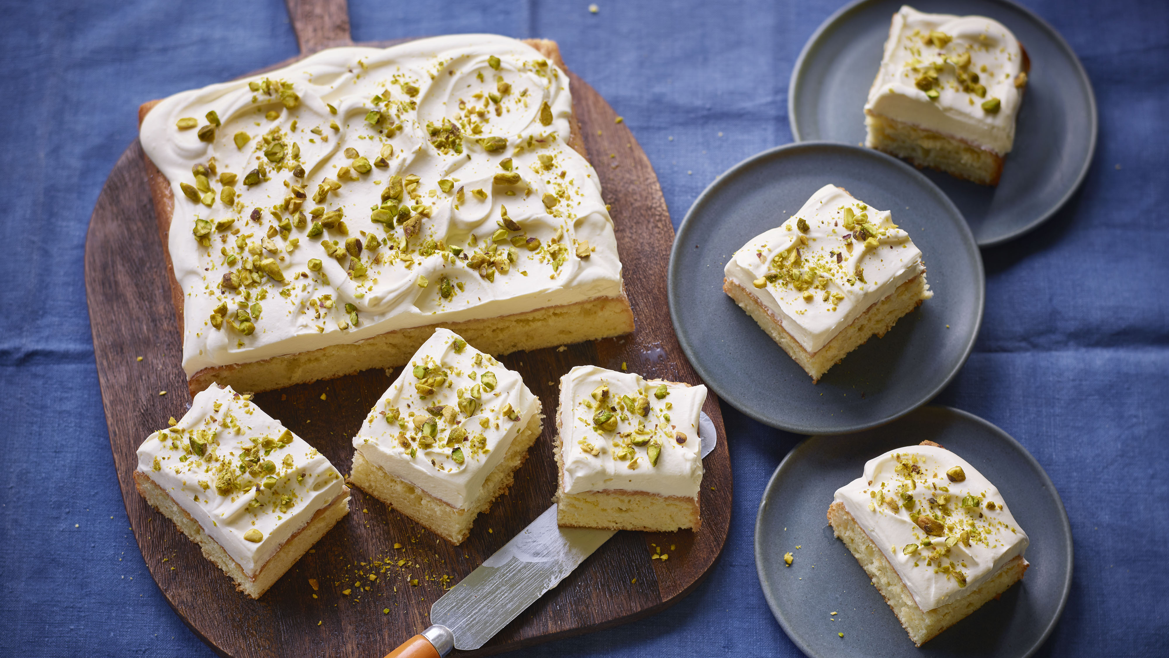Cardamom, pistachio and coffee Swiss roll recipe - BBC Food