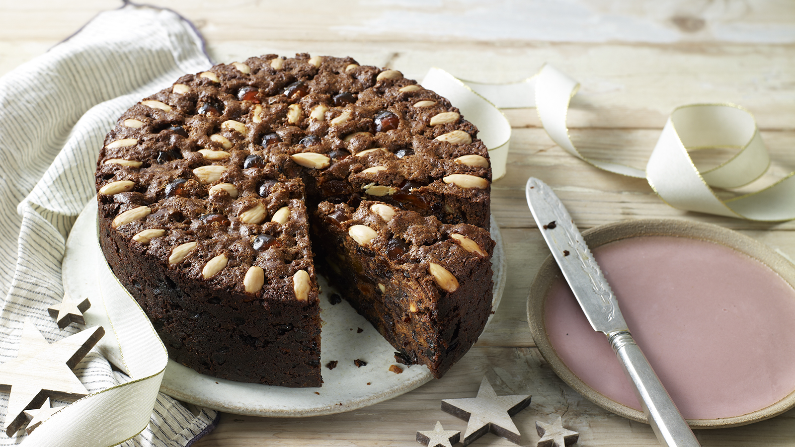 Christmas Fruit Cake - Jo Cooks