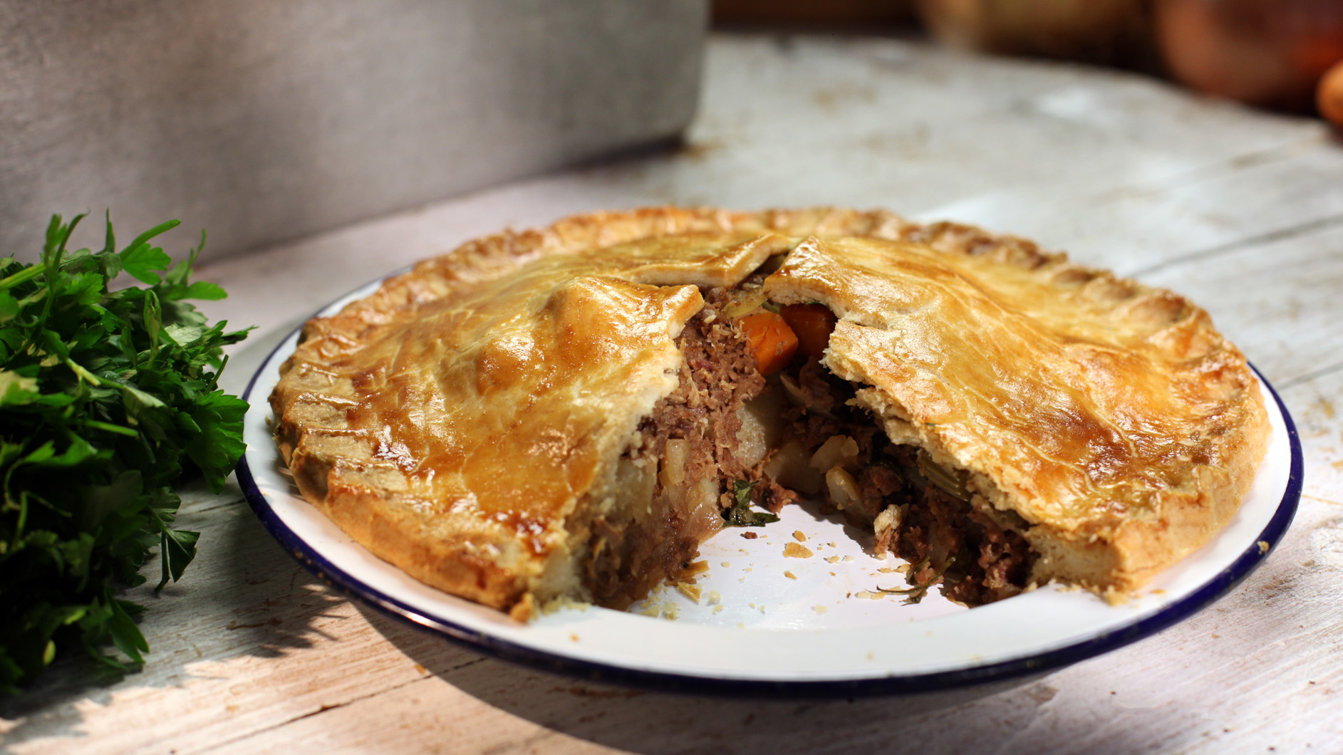 Low-fat beef and potato pies recipe - BBC Food