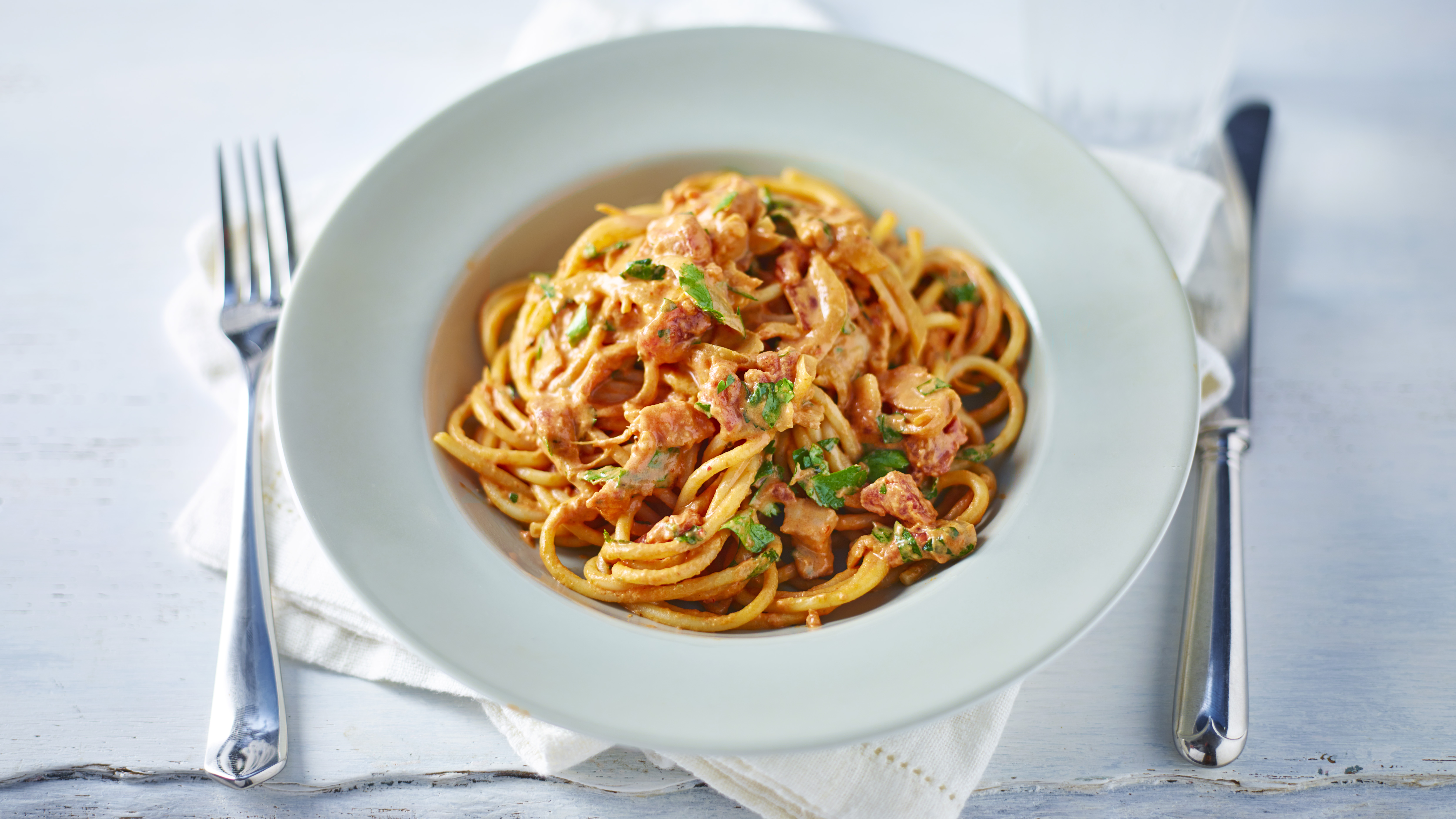 Creamy chilli, bacon and tomato spaghetti recipe - BBC Food