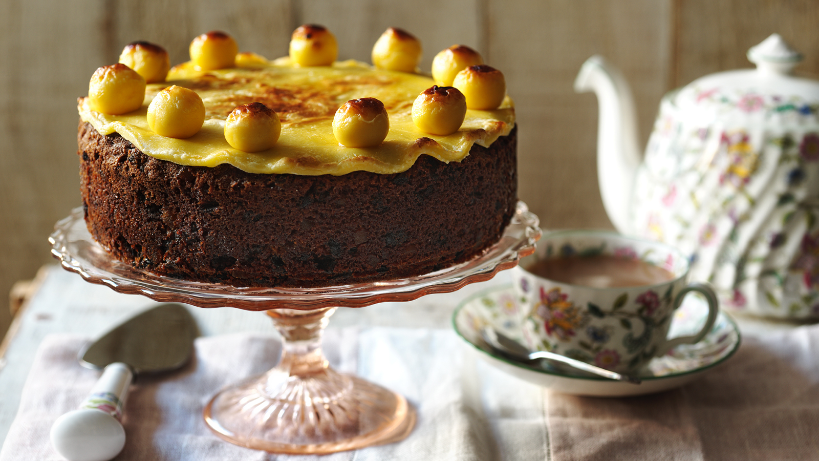Tropical Easter Simnel cake recipe with Guinness (or rum) and why are there  eleven balls? | lili's cakes