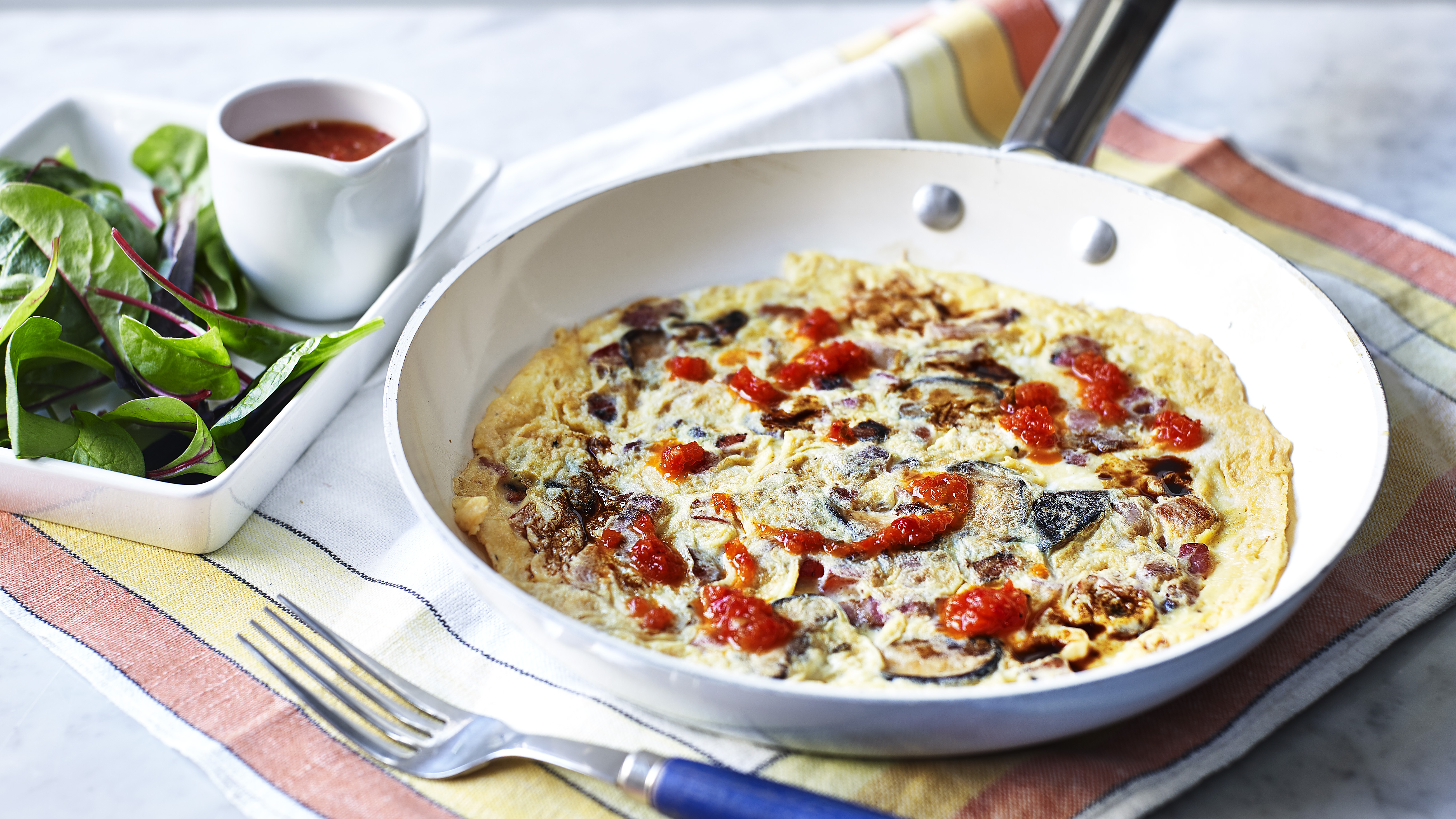 Egg fu yung wrap with chilli sauce-image