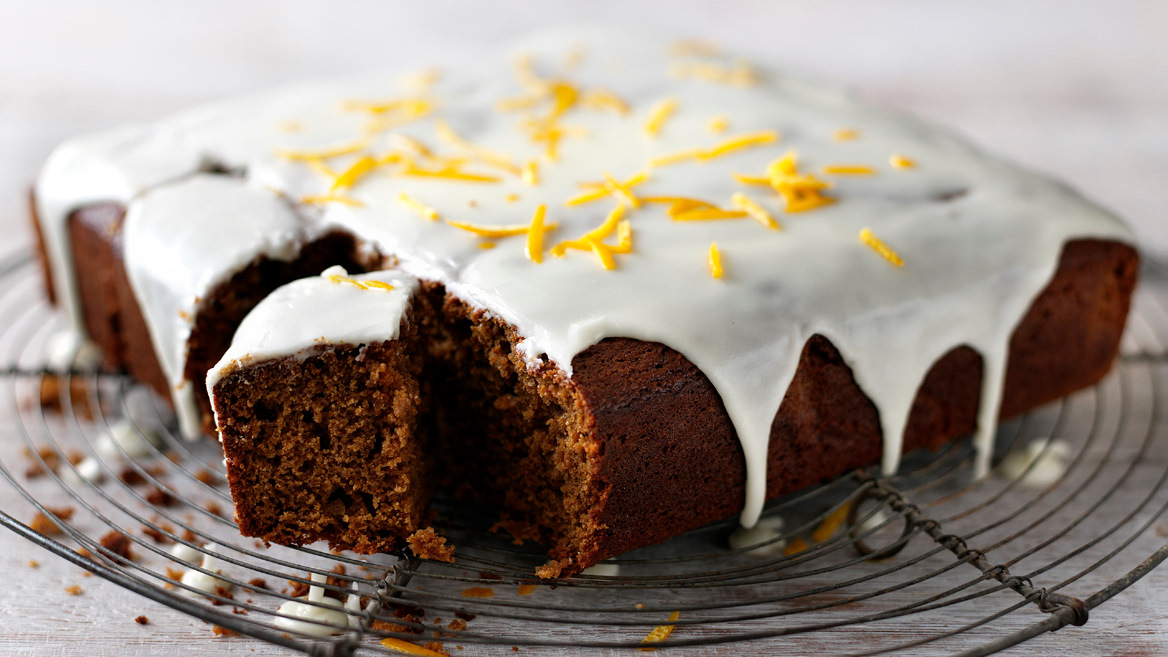 Granny's Gingerbread Cake with Caramel Sauce Recipe: How to Make It