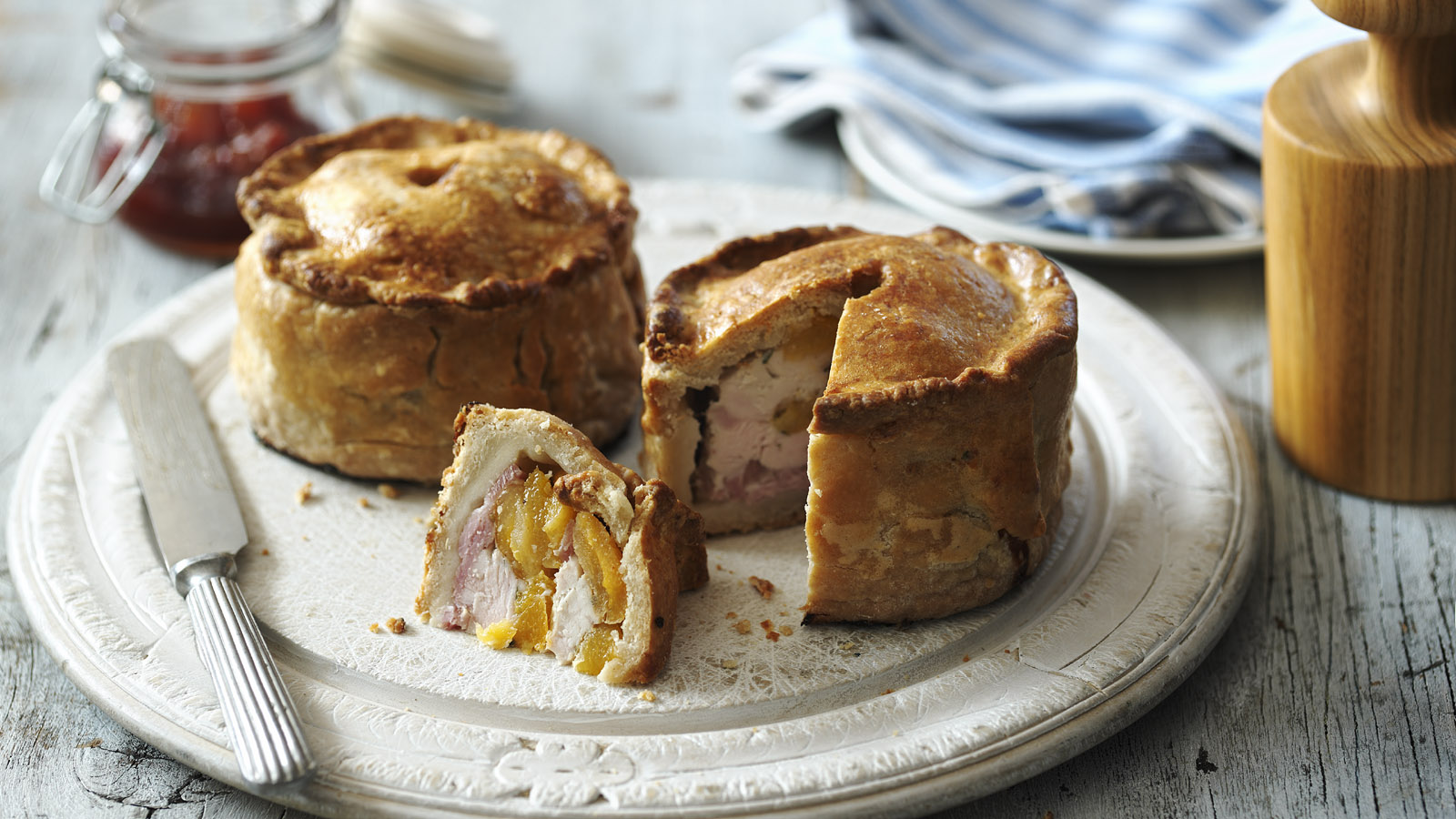 Hand Raised Chicken And Bacon Pie Recipe Bbc Food