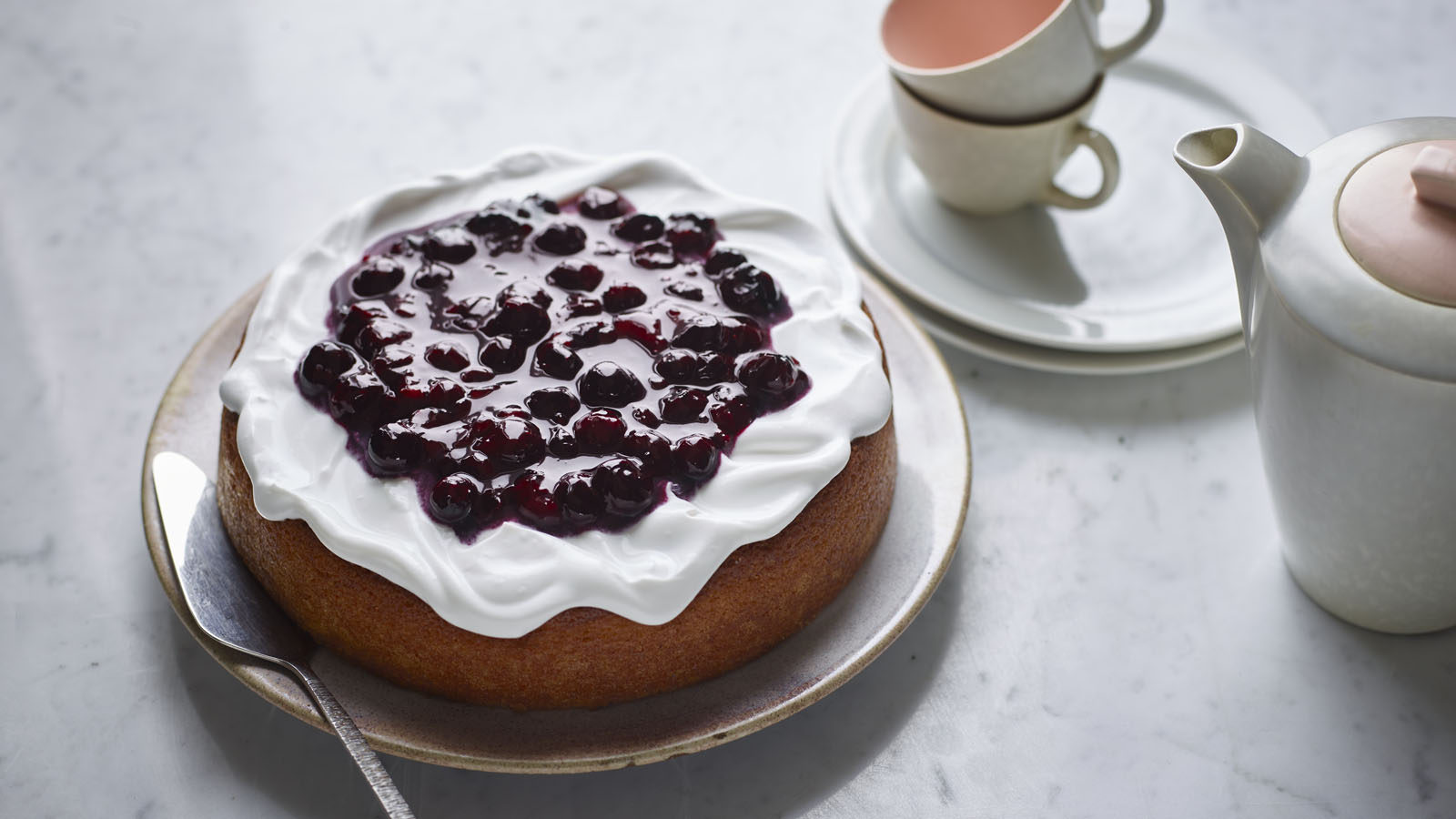Order Fresh Blueberry Compote Cake 1 Kg Online at Best Price Free  DeliveryIGP Cakes