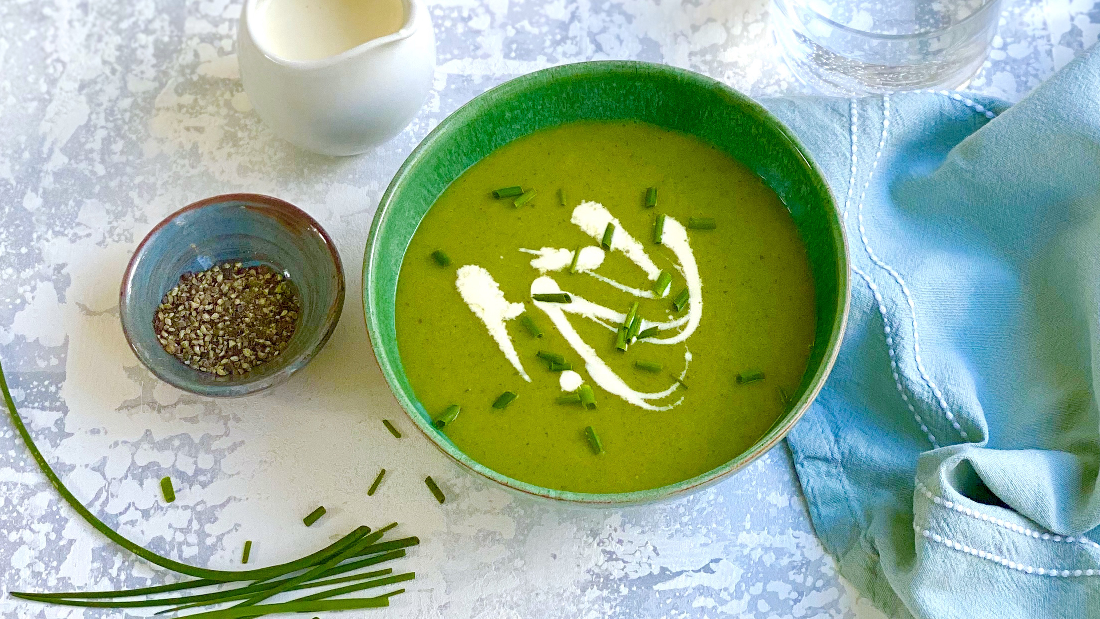 Lettuce soup image