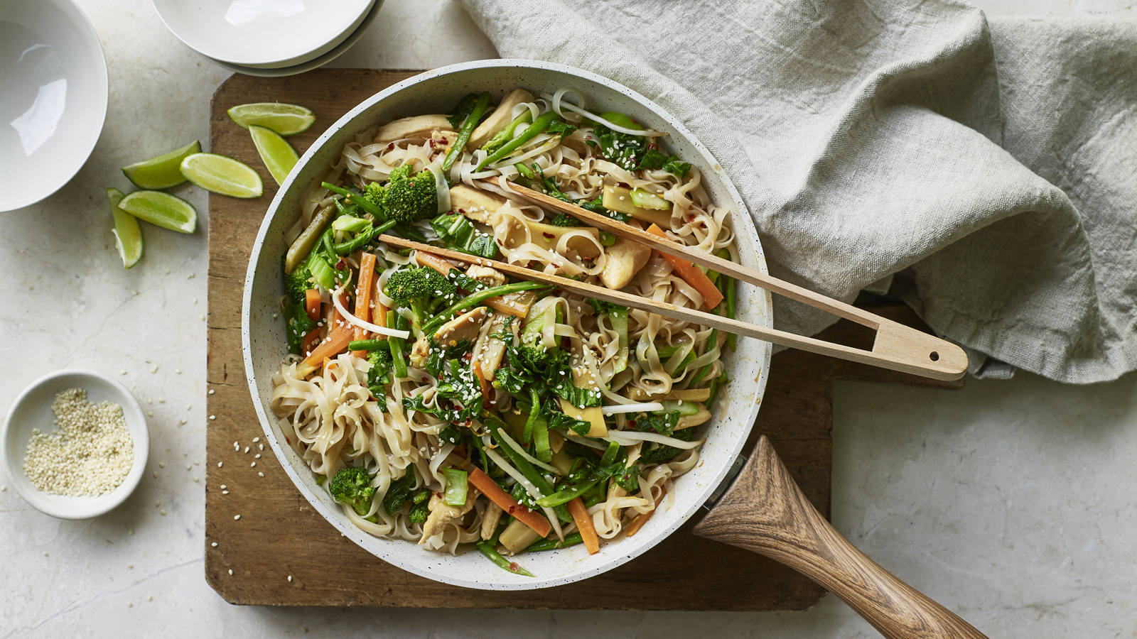 Low-fodmap Chicken And Vegetable Satay Noodles Recipe - Bbc Food