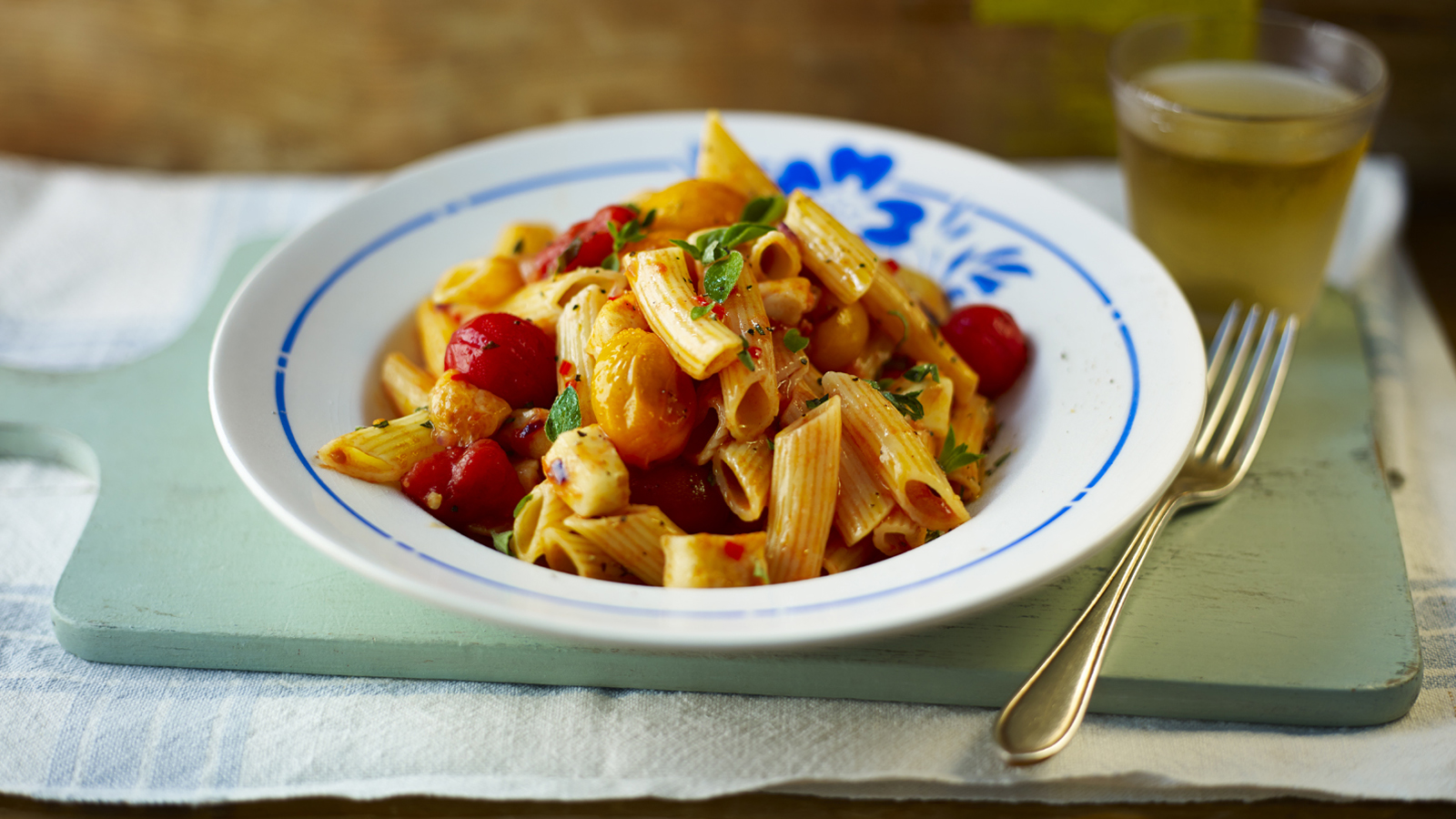 Halloumi pasta with cherry tomatoes recipe - BBC Food