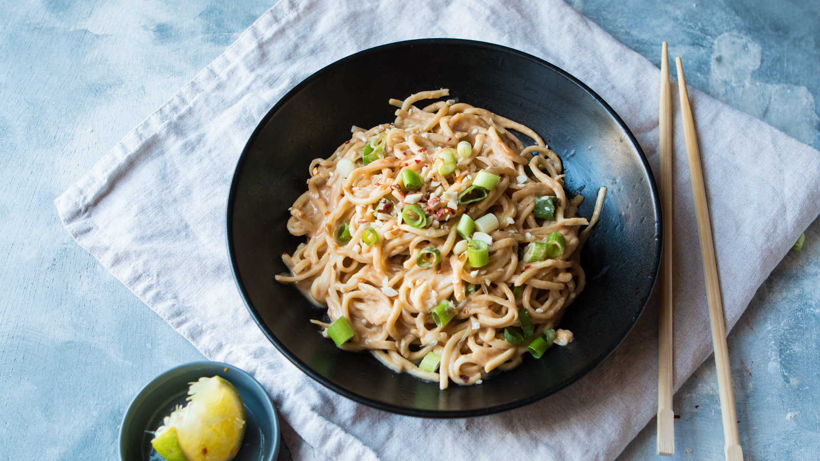 Quick peanut and chilli noodles-image