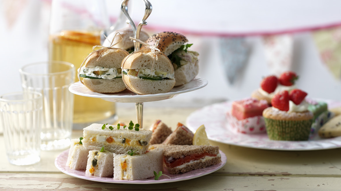 Wonderbaarlijk Tea sandwiches recipe - BBC Food PI-15