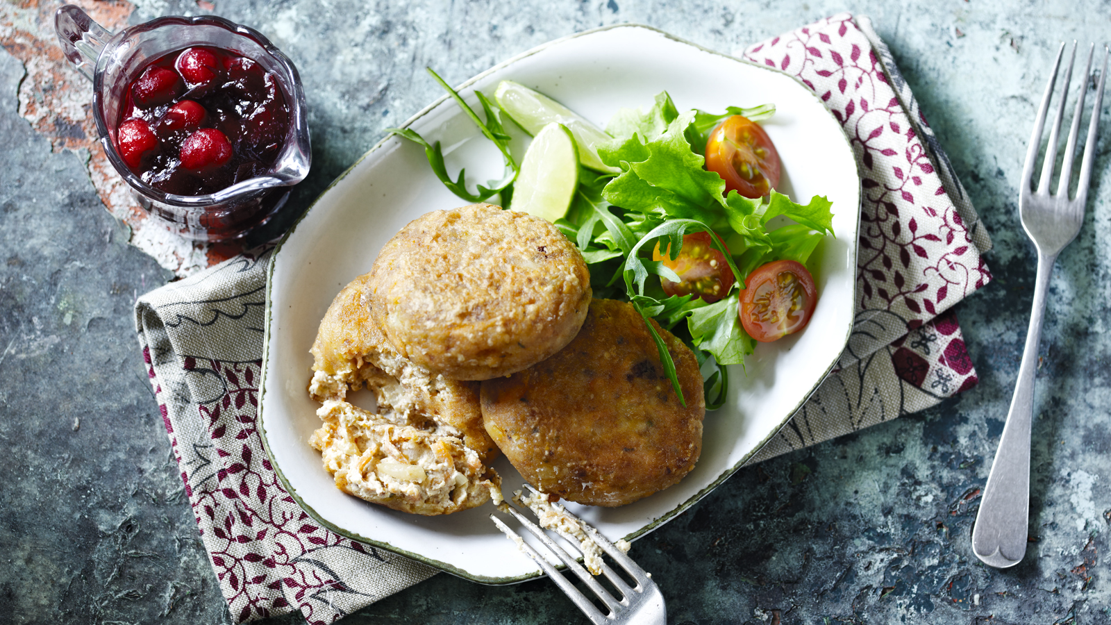 Tofu croquettes with cranberry sauce-image